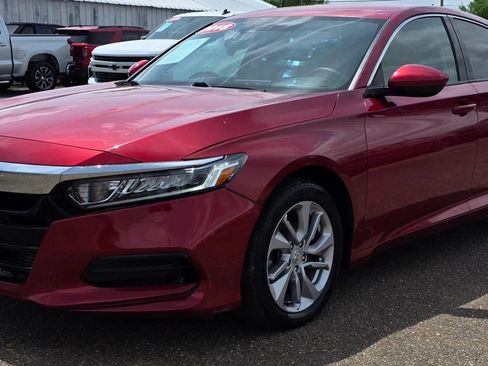 Used 2018 Honda Accord LX image 7