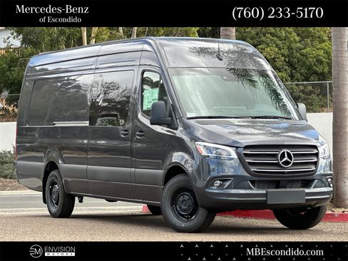 Used 2024 Mercedes-Benz Sprinter 2500 image 1
