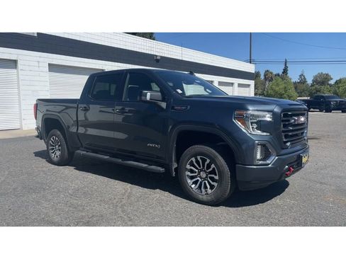 Used 2019 GMC Sierra 1500 AT4 w/ AT4 Premium Package image 5