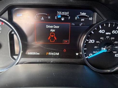 Used 2020 Ford F350 Platinum AWD/4WD image 7