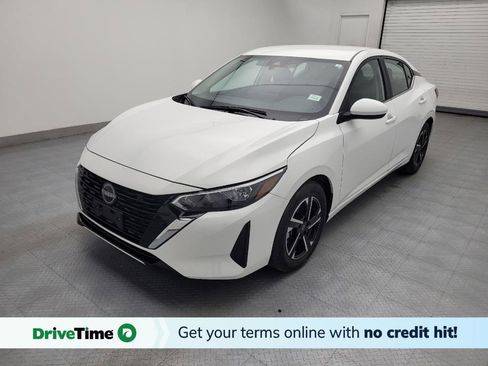 Used 2025 Nissan Sentra SV image 1