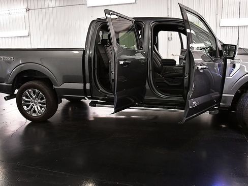 Used 2025 Ford F150 Lariat w/ Equipment Group 501A Mid AWD/4WD image 32
