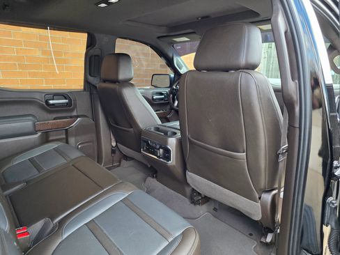 Used 2019 GMC Sierra 1500 Denali w/ Denali Ultimate Package AWD/4WD image 17