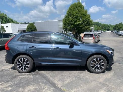 Used 2024 Volvo XC60 B5 Plus w/ Protection Package Premier AWD/4WD image 4