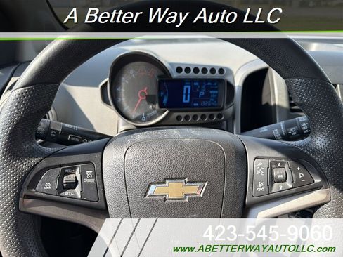 Used 2014 Chevrolet Sonic LT FWD image 8