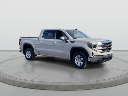 New 2026 GMC Sierra 1500 SLE w/ Preferred Package