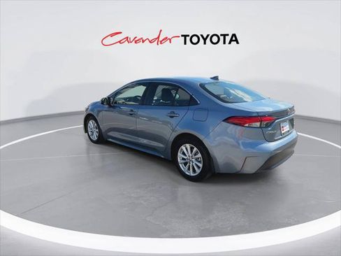 Certified 2023 Toyota Corolla XLE FWD image 6