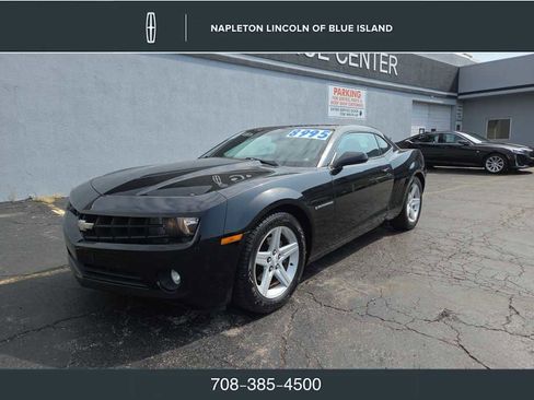 Used 2011 Chevrolet Camaro LT RWD image 1