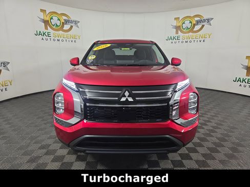 New 2026 Mitsubishi Outlander ES image 2