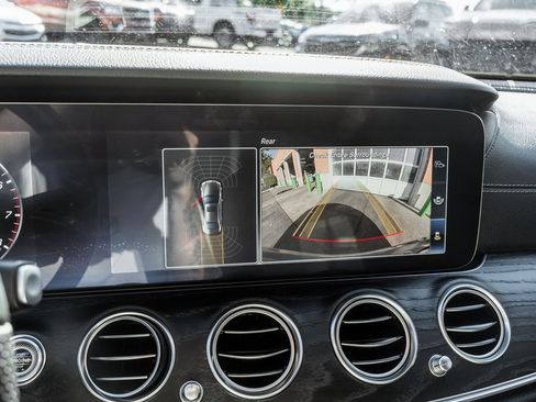 Used 2018 Mercedes-Benz E 43 AMG 4MATIC Sedan image 11