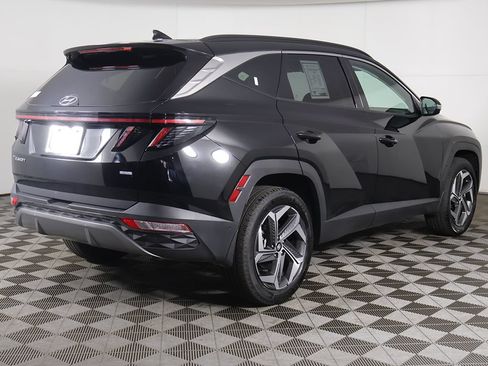 Used 2024 Hyundai Tucson Limited AWD/4WD image 13