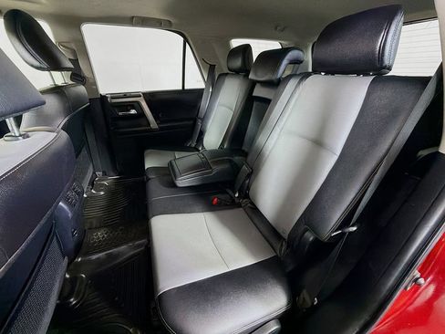 Used 2016 Toyota 4Runner SR5 Premium AWD/4WD image 19