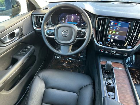 Certified 2024 Volvo V60 B5 Cross Country Plus image 17