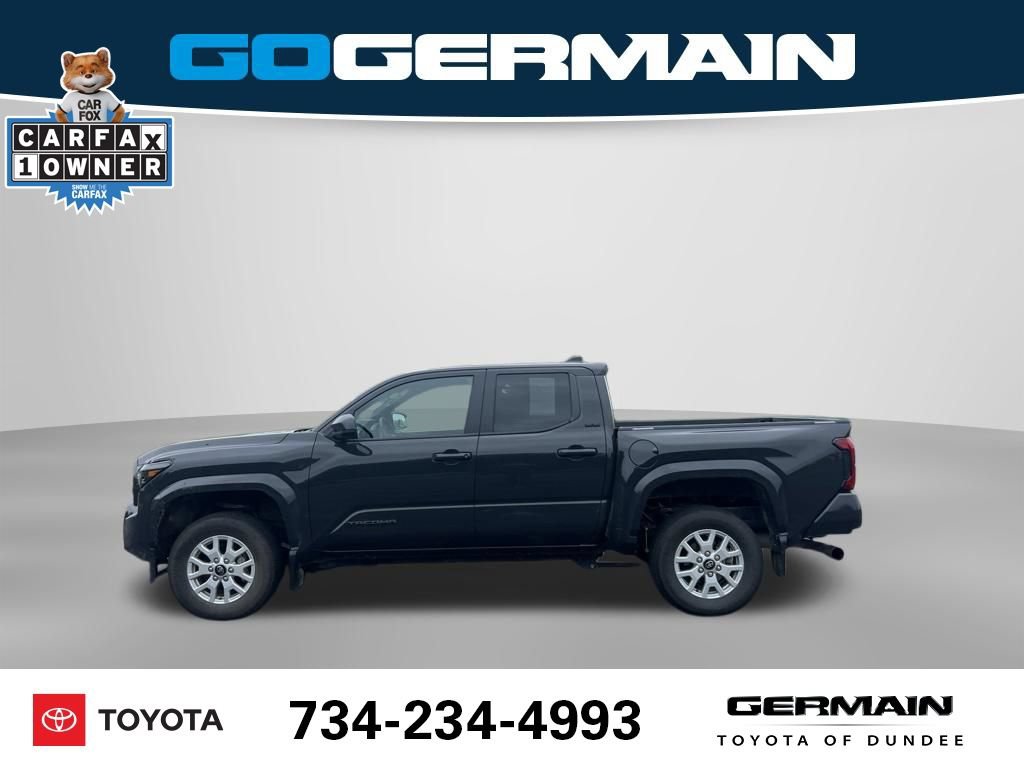 Used 2025 Toyota Tacoma SR5 AWD/4WD image 11