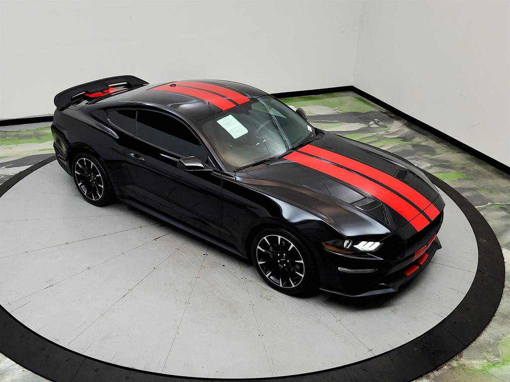 Used 2020 Ford Mustang Coupe RWD image 31