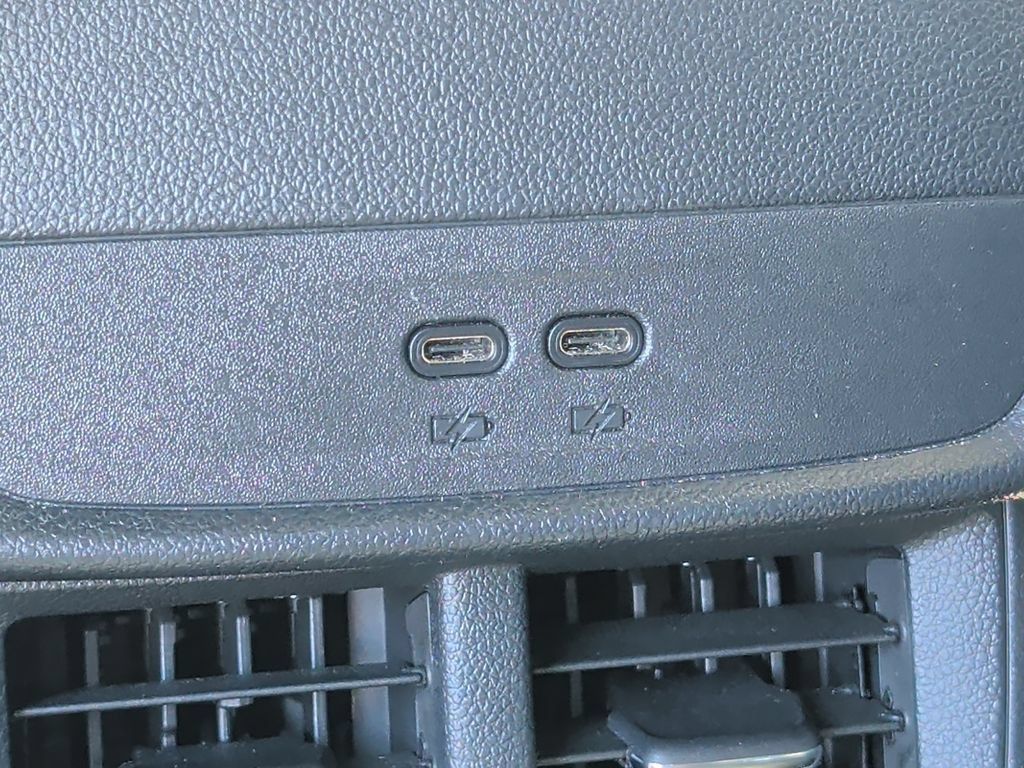 Used 2026 GMC Terrain Elevation AWD/4WD image 32