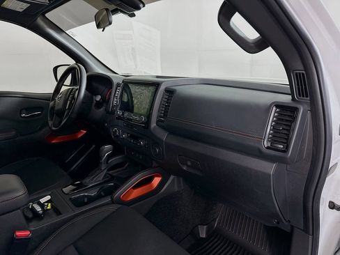 Certified 2023 Nissan Frontier PRO-4X w/ Technology Package AWD/4WD image 37