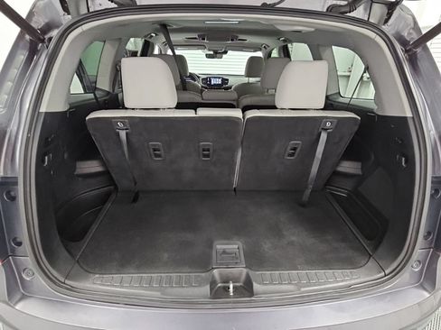 Used 2021 Honda Pilot Touring image 37