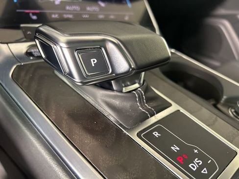 Used 2023 Audi A6 2.0T Premium w/ Convenience Package image 27