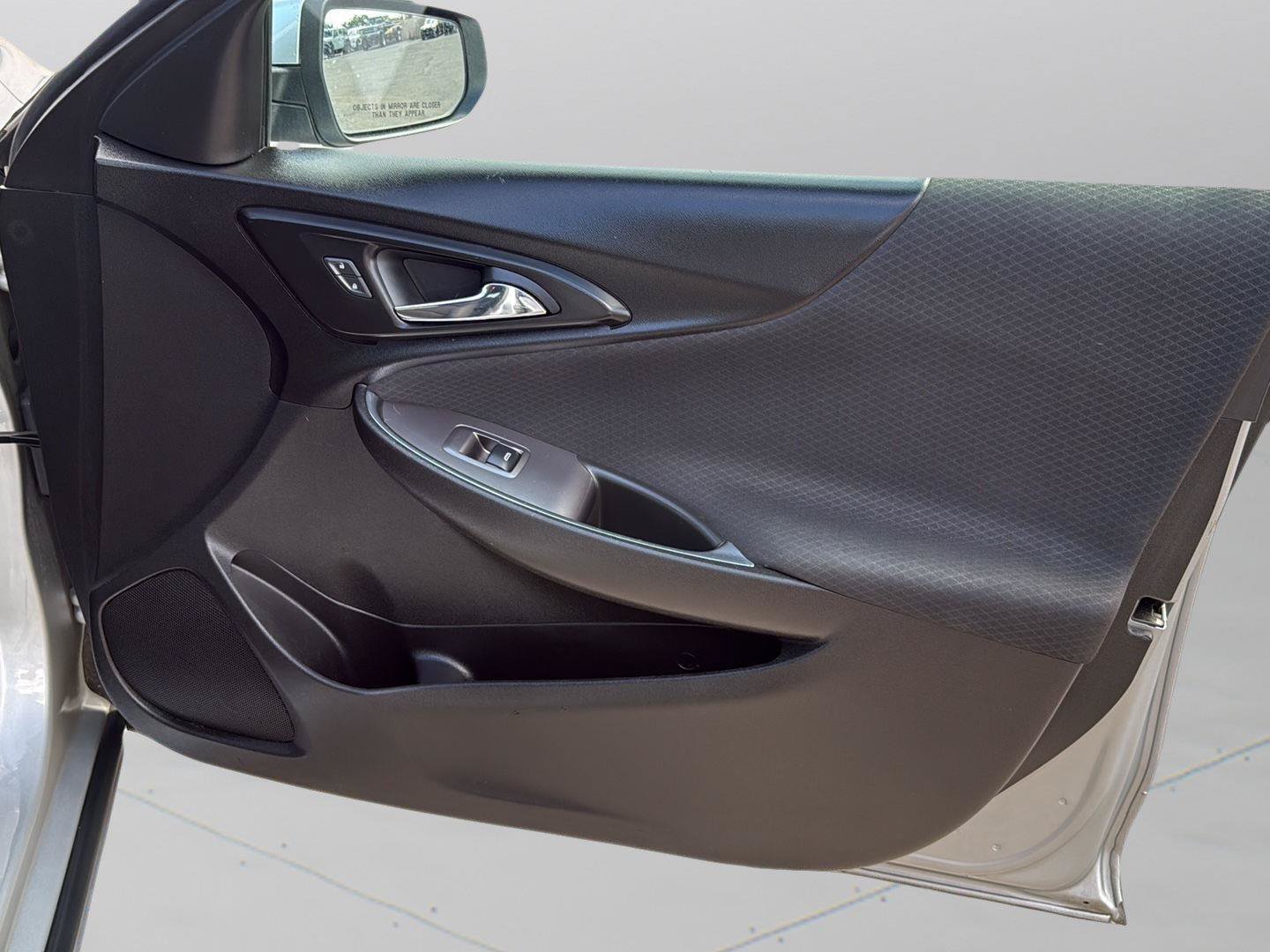Used 2022 Chevrolet Malibu LT FWD image 27