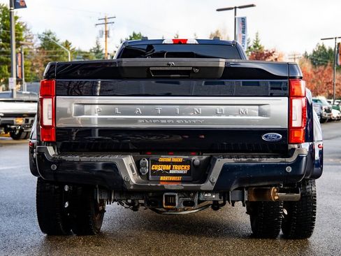 Used 2021 Ford F450 Platinum w/ FX4 Off-Road Package image 5