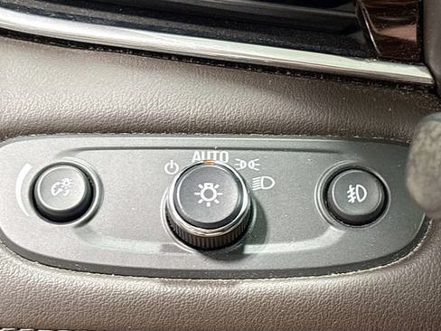 Used 2017 Buick LaCrosse Preferred FWD image 8