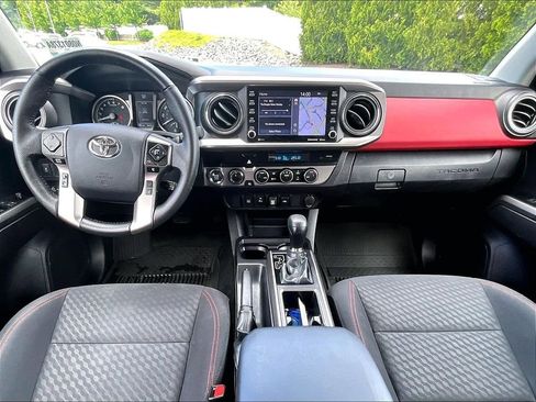 Used 2023 Toyota Tacoma SR5 AWD/4WD image 21