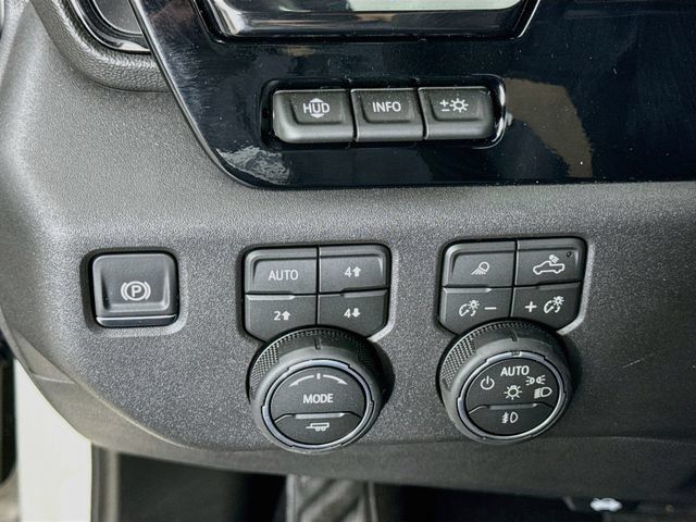 Used 2026 Chevrolet Silverado 1500 ZR2 AWD/4WD image 11
