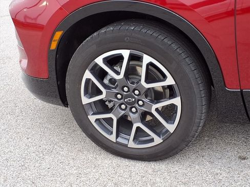 Used 2025 Chevrolet Blazer RS image 24