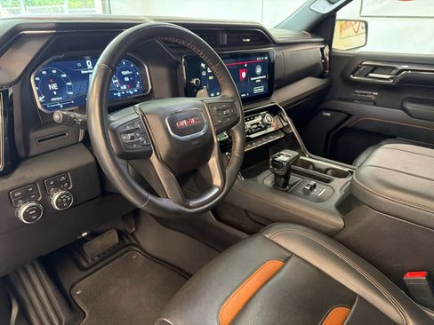 Used 2023 GMC Sierra 1500 AT4 w/ AT4 Premium Package AWD/4WD image 15