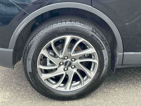Used 2022 Lincoln Corsair AWD w/ Equipment Group 101A image 14