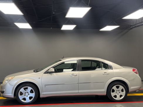 Used 2007 Saturn Aura XE image 3
