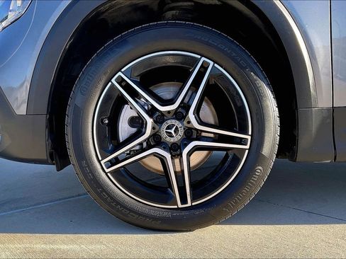 Used 2023 Mercedes-Benz GLB 250 image 11
