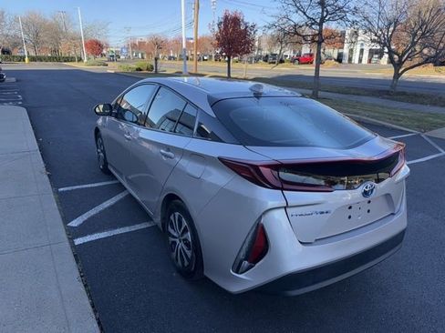 Certified 2020 Toyota Prius Prime LE image 6