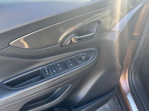 Used 2017 Buick Encore Essence FWD image 21