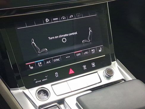 Used 2024 Audi Q8 e-tron Premium Plus w/ Premium Plus Package image 25