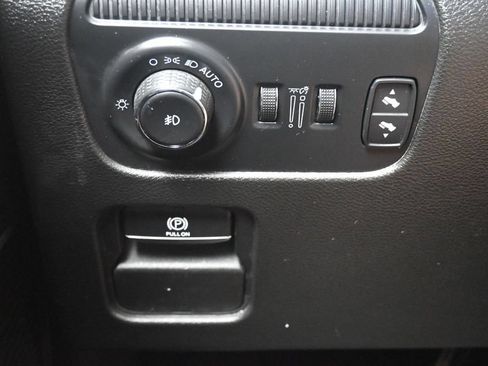 Used 2024 Jeep Wagoneer Series II w/ Flexible Seating Group AWD/4WD image 12