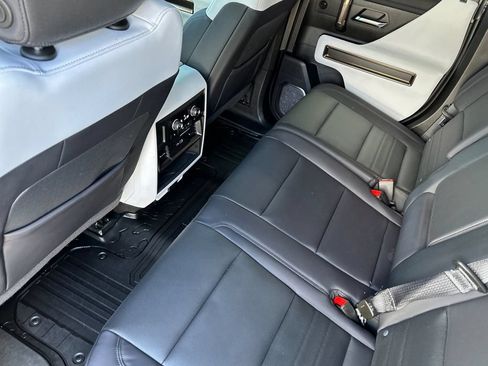 Used 2024 GMC Hummer EV 3X w/ Omega Edition AWD/4WD image 12