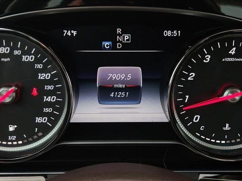 Used 2019 Mercedes-Benz E 300 image 14