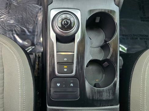 Used 2022 Ford Escape SE w/ Convenience Package image 17