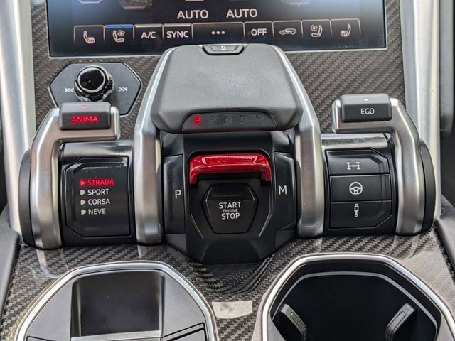 Used 2024 Lamborghini Urus S AWD/4WD image 45