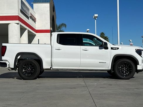 New 2026 GMC Sierra 1500 Elevation image 8