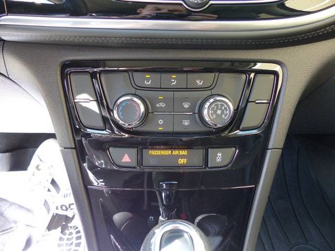 Used 2021 Buick Encore Preferred w/ Safety Package AWD/4WD image 33