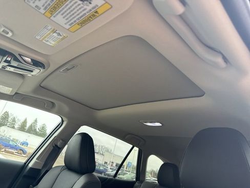 Used 2024 Subaru Outback Limited image 9