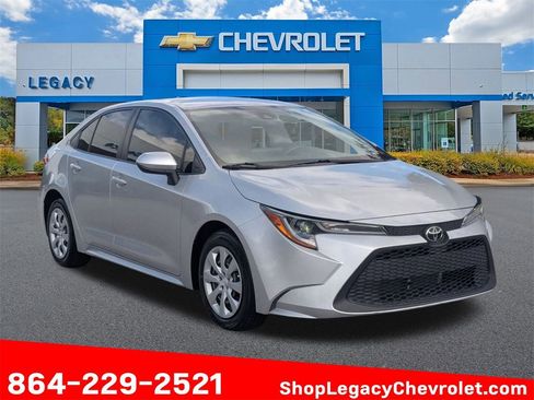 Used 2022 Toyota Corolla LE image 1