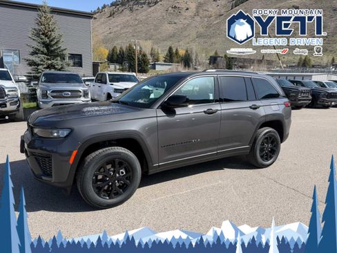 New 2026 Jeep Grand Cherokee Altitude image 1