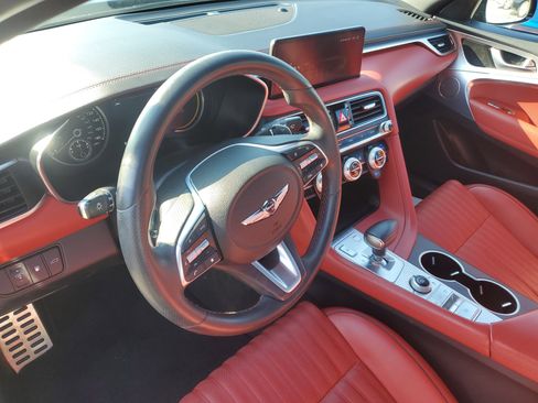 Used 2023 Genesis G70 2.0T w/ Sport Prestige Package image 17