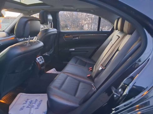 Used 2011 Mercedes-Benz S 550 4MATIC image 12