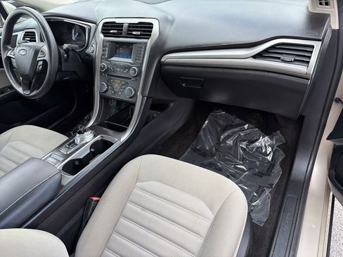 Used 2017 Ford Fusion S FWD image 11