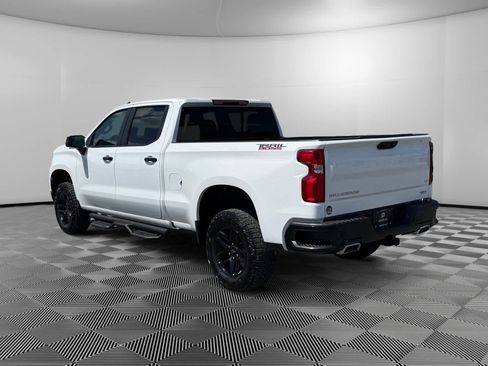 Used 2024 Chevrolet Silverado 1500 LT Trail Boss w/ Convenience Package II image 3